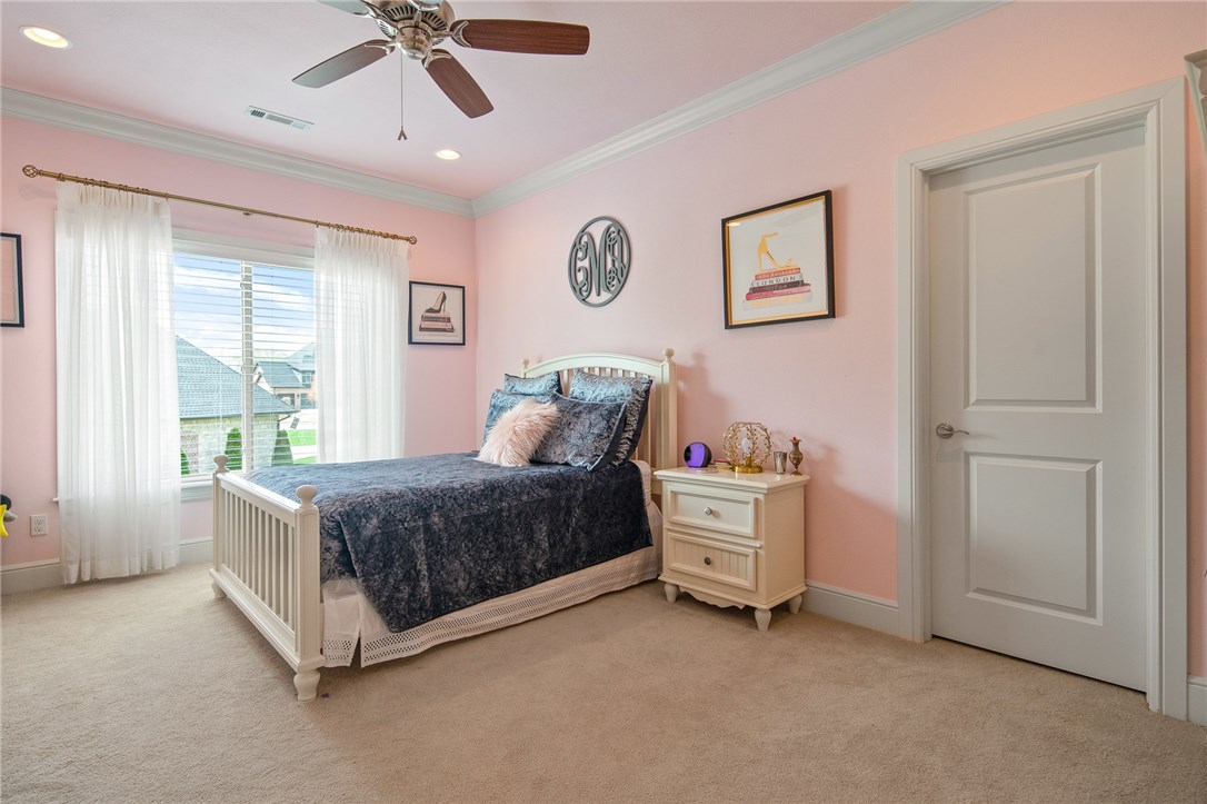 Oak Tree Centerton - Residential