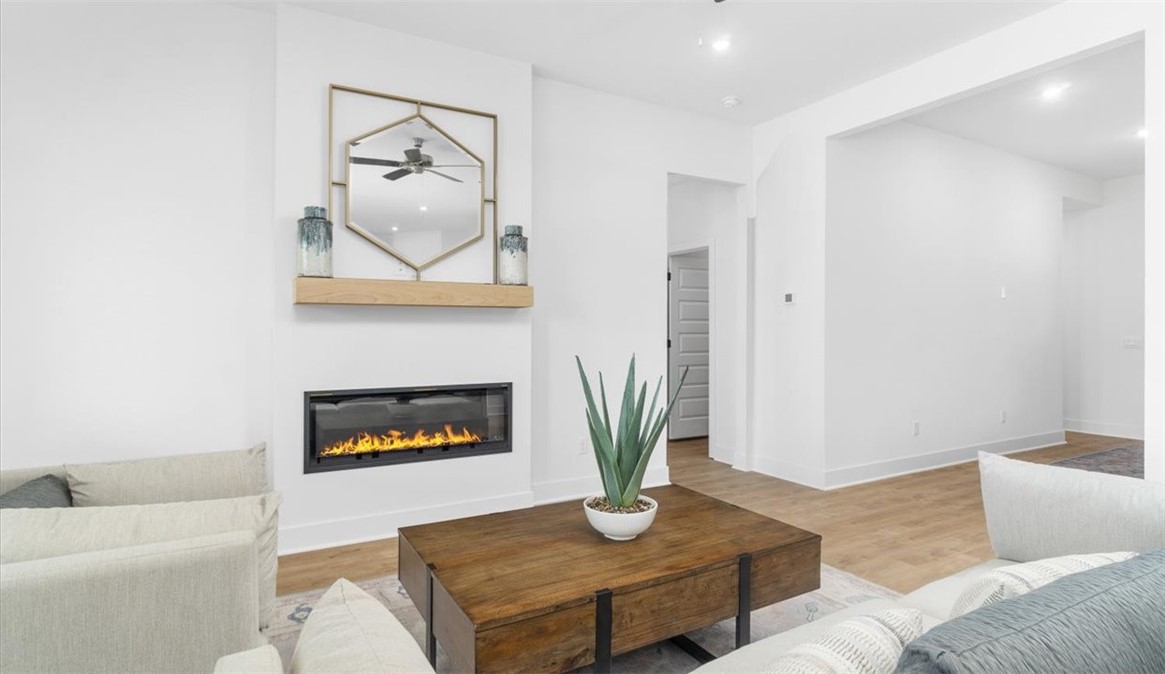 Noahs Landing - Residential