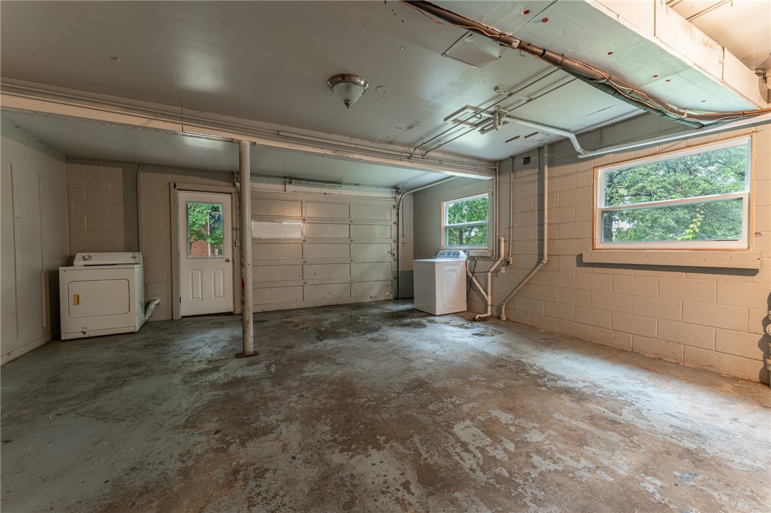 Fayetteville Outlots - Residential Lease