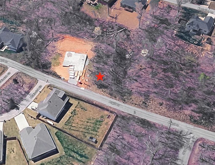 Don't miss out on this great opportunity to build your dream home in the Highlands area and take advantage of all that Bella Vista has to offer, and yet just minutes away from all of Northwest Arkansas. Best of both worlds - live in a quiet area, with a mountain resort feel, but only minutes from shopping, art museums, and the bustle of town. Enjoy the Bella Vista amenities that come with being a landowner - public parks, golf courses, swimming pools, trails, and lakes. Make it yours today!!! Utilities at the street. On-site septic needed.