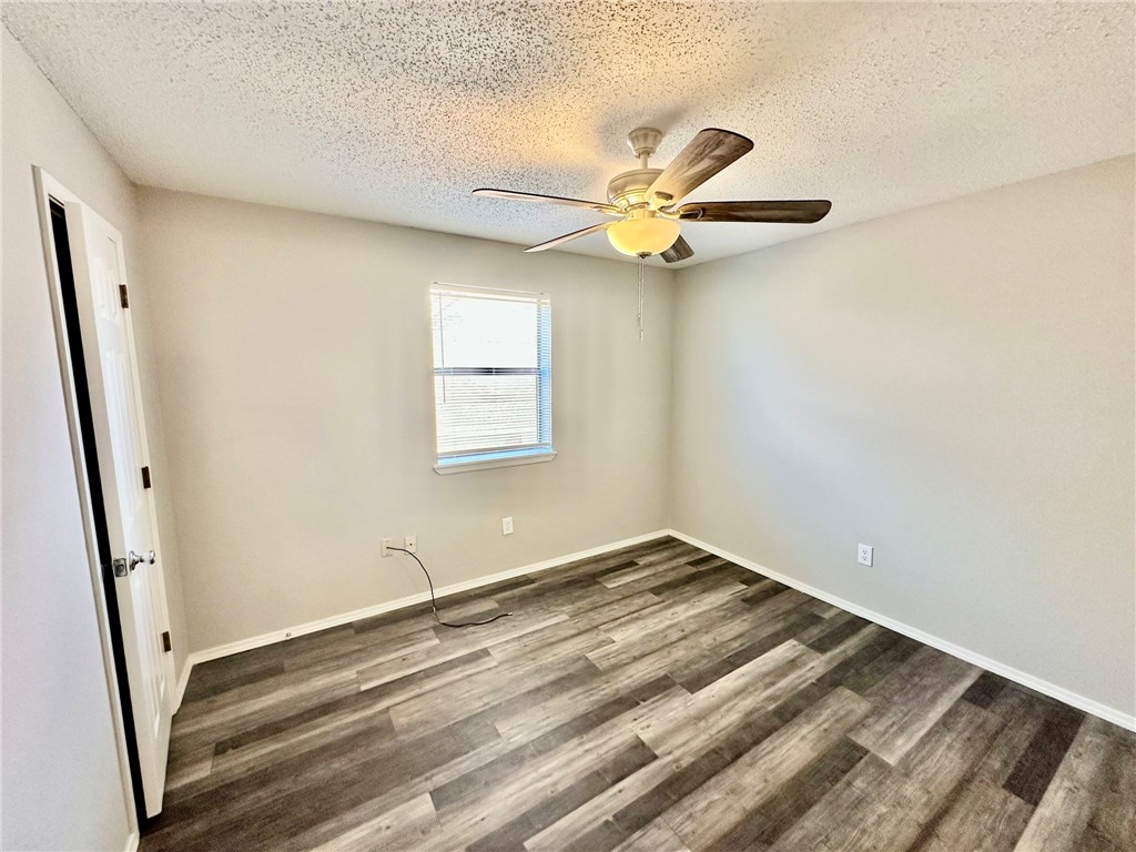 Oak Hill Iii Ph 1 Rogers - Residential Lease