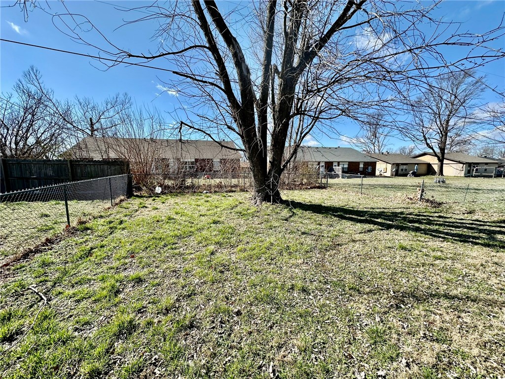 Oak Hill Iii Ph 1 Rogers - Residential Lease