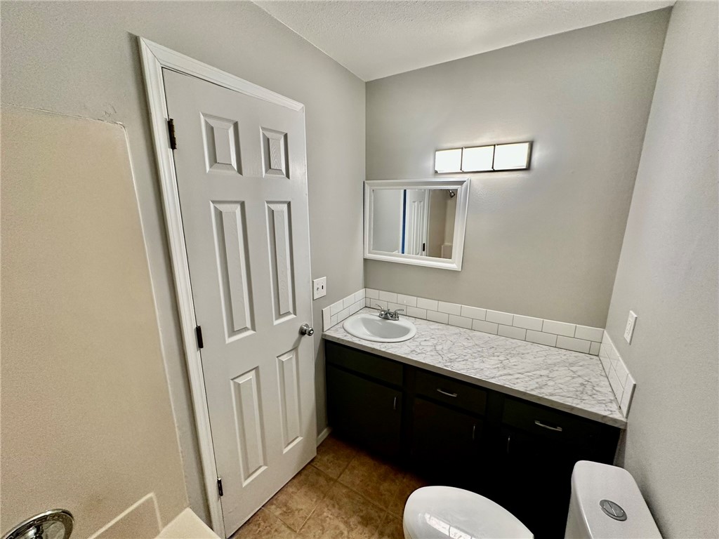 Oak Hill Iii Ph 1 Rogers - Residential Lease