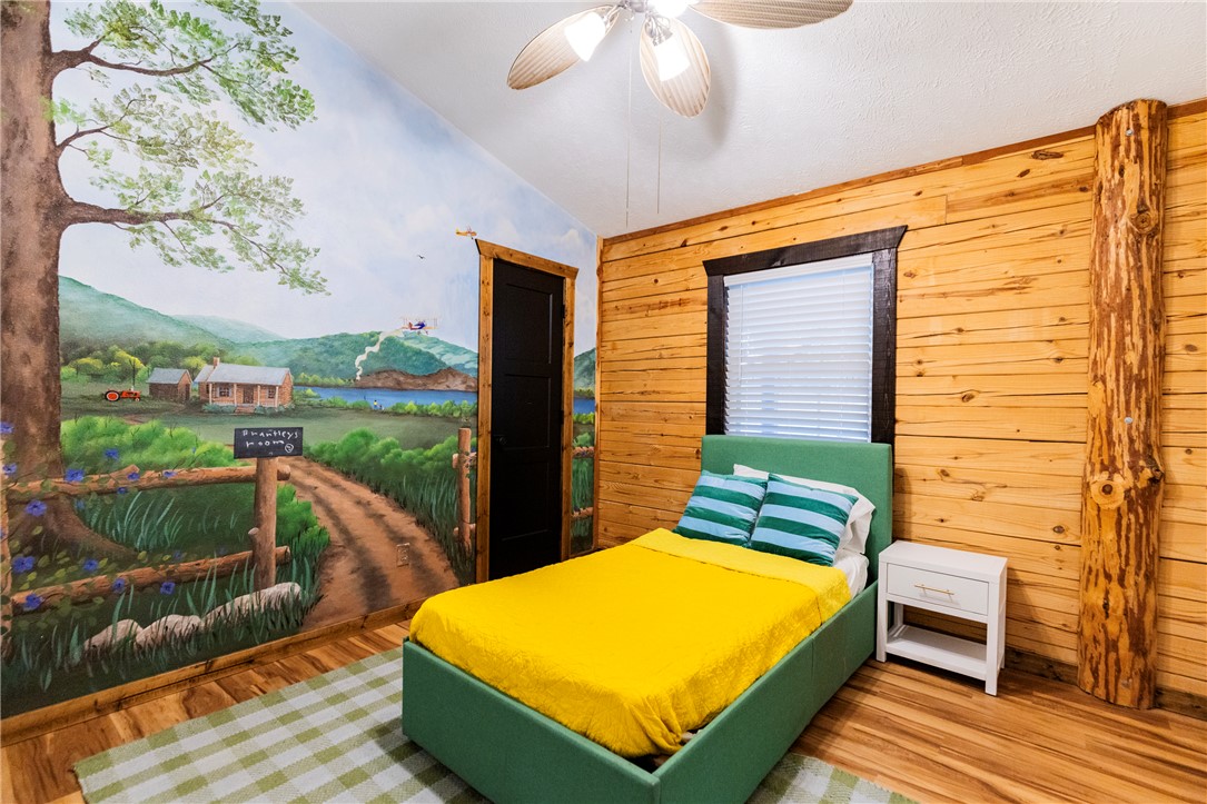Glen Oaks - Residential