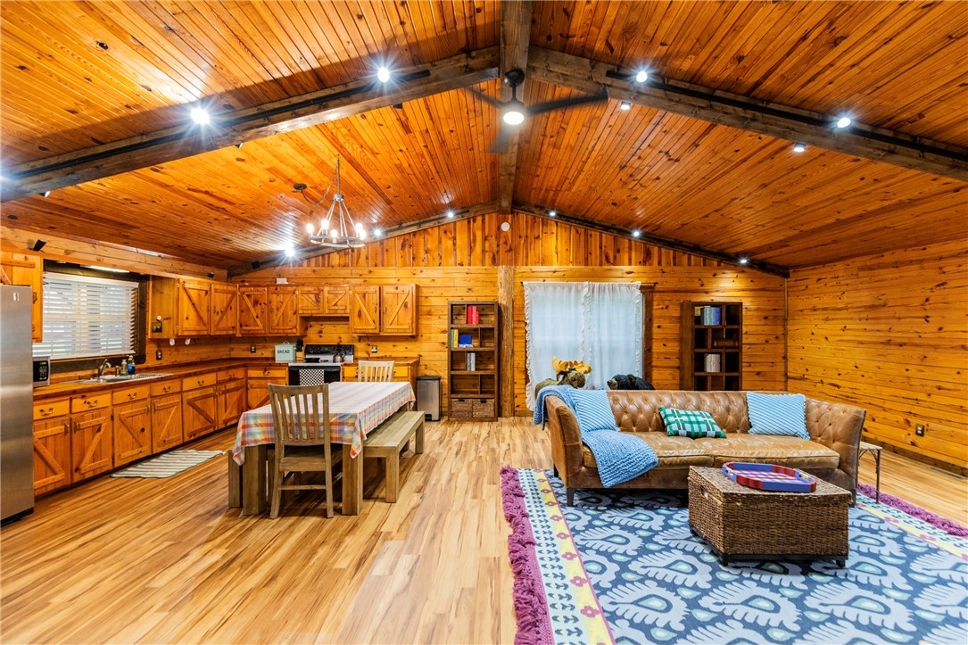 Glen Oaks - Residential