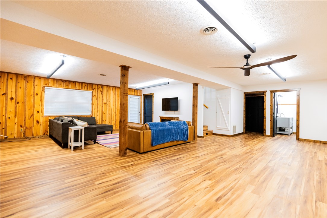 Glen Oaks - Residential