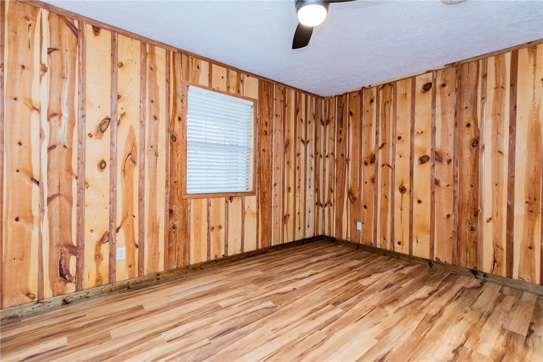Glen Oaks - Residential