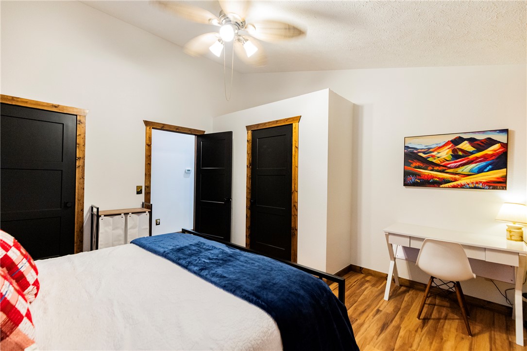 Glen Oaks - Residential