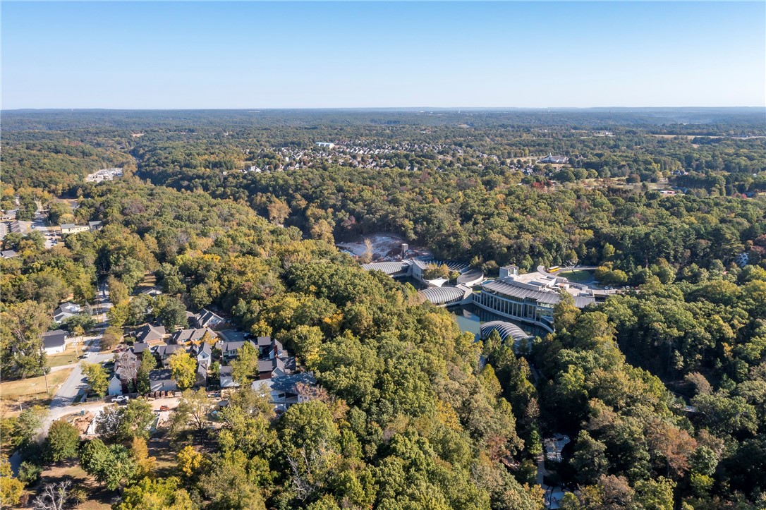 Black Apple - Residential