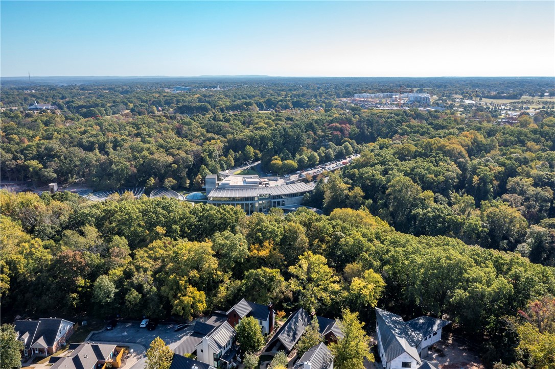 Black Apple - Residential