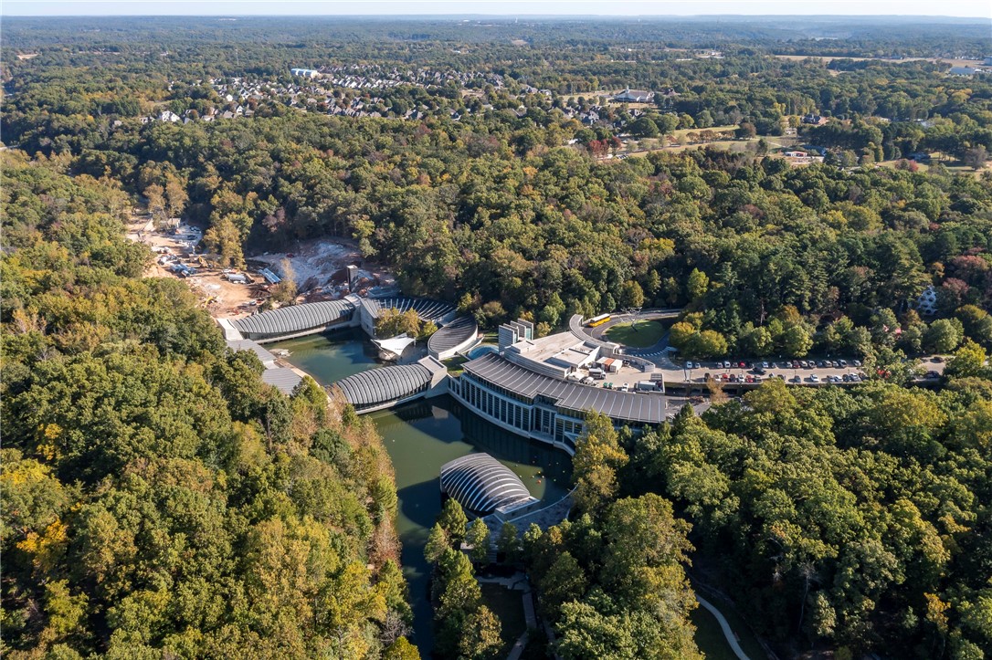 Black Apple - Residential