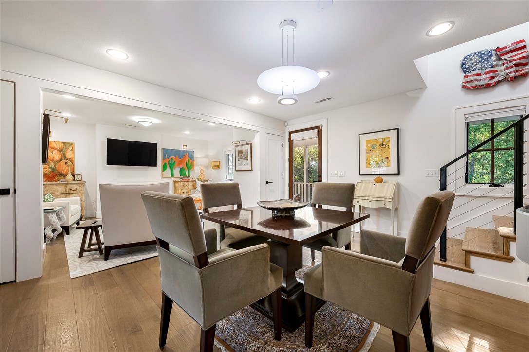 Black Apple - Residential