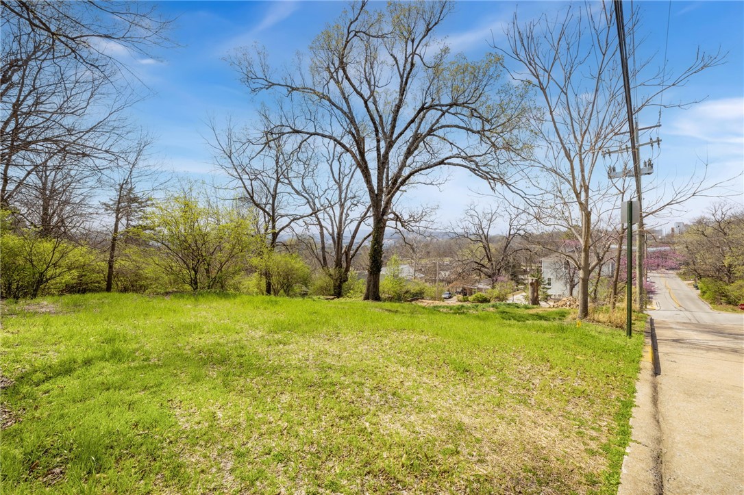 Fayetteville Original - Land