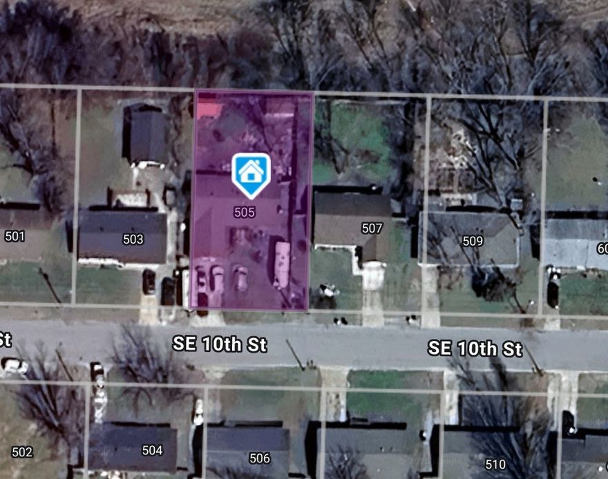 So many paths to profit. DN4 zoning allows for up to a 50ft tall building. Great location! Price is land value only; house is of no value. 

NOT IN A FLOOD ZONE.