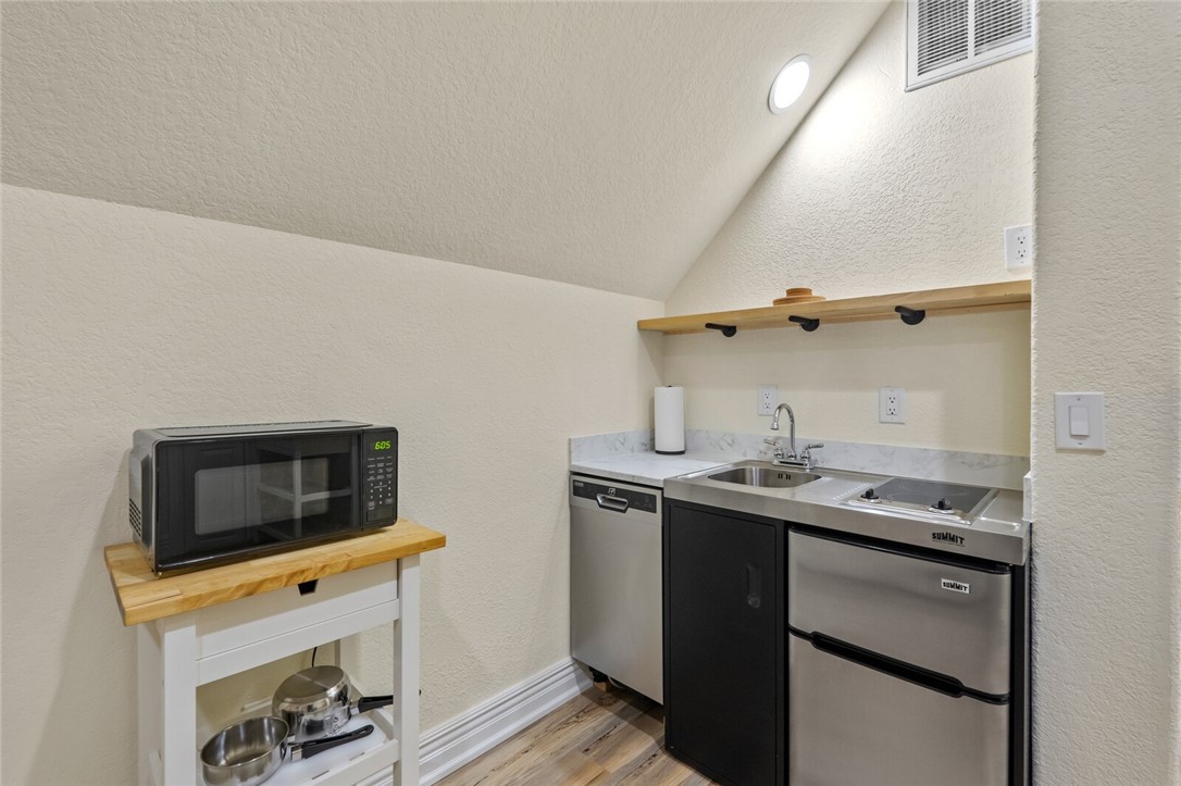 Little Flock - Residential