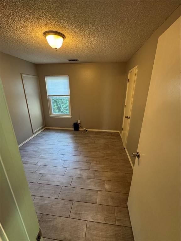 Oakridge Park Add - Residential Lease