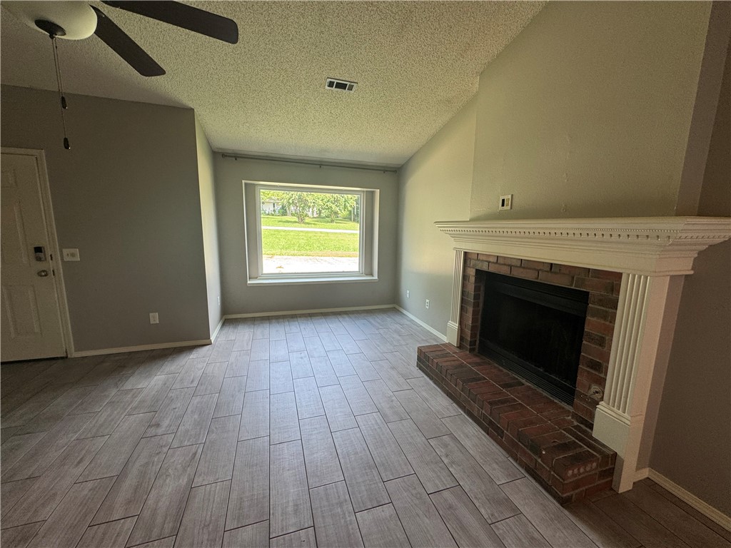 Oakridge Park Add - Residential Lease