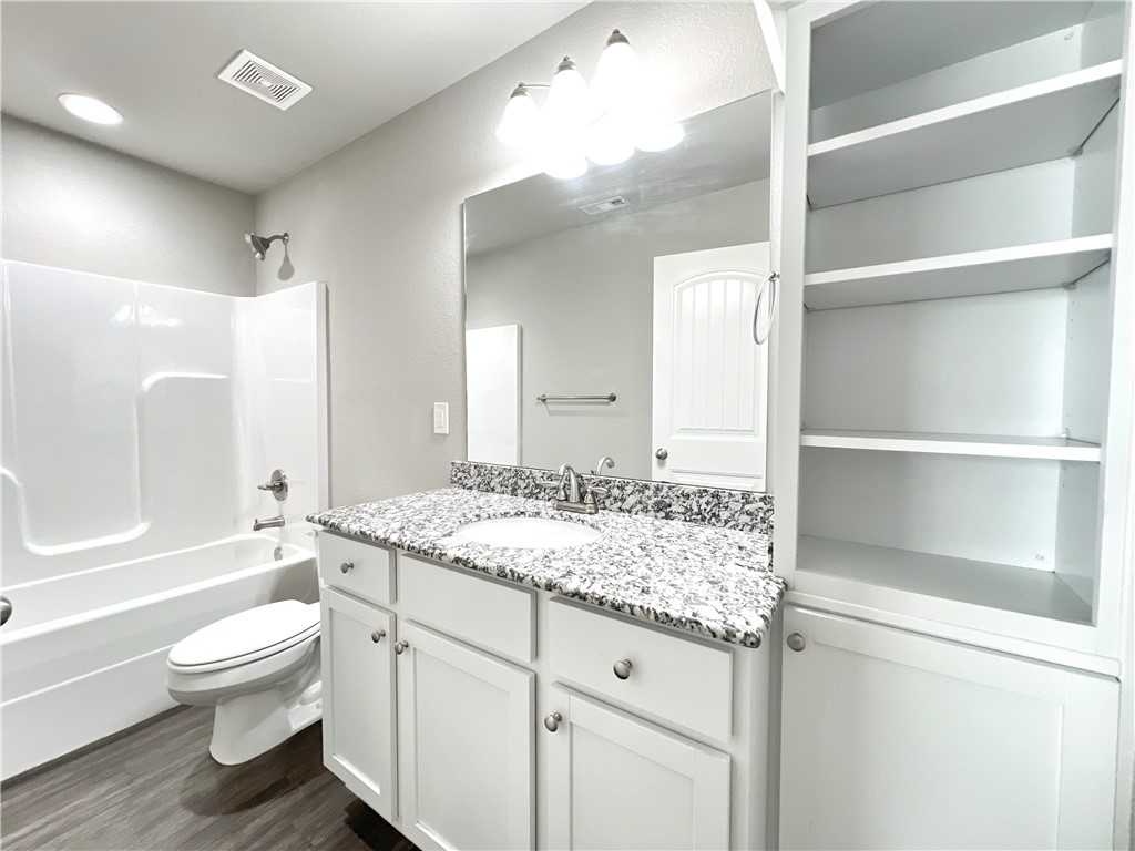 Belle Meade Sub Ph 4 - Residential Lease
