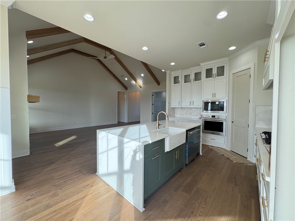 Crescent View - Residential