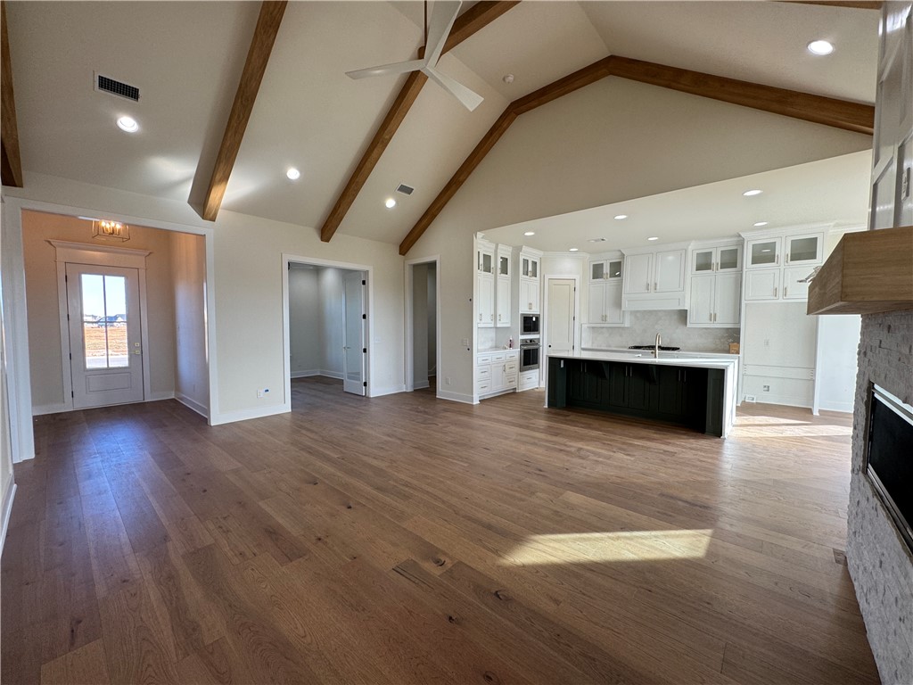 Crescent View - Residential