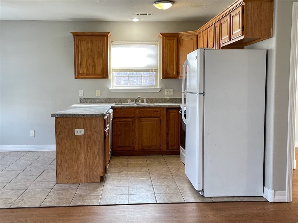 Hidden Hills - Residential Lease