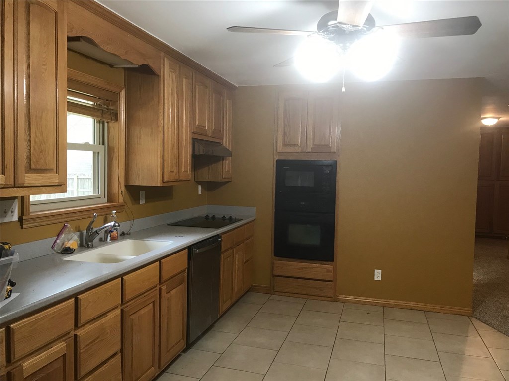 Mcallister & Shields Add Gravette - Residential