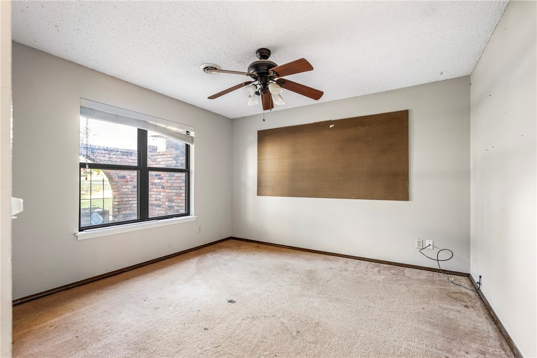 North Brush Creek Hills Unit 1 Rogers - Residential