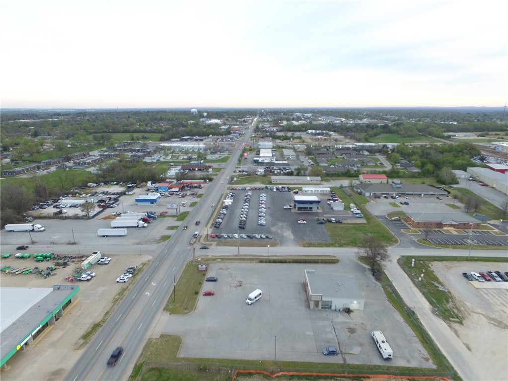 JACOBS SUB-ROGERS - Commercial Lease