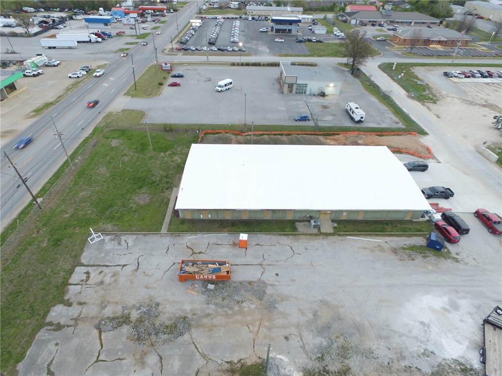 JACOBS SUB-ROGERS - Commercial Lease