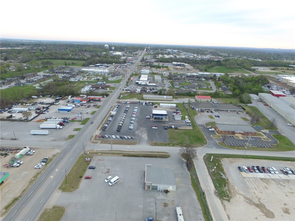 JACOBS SUB-ROGERS - Commercial Lease