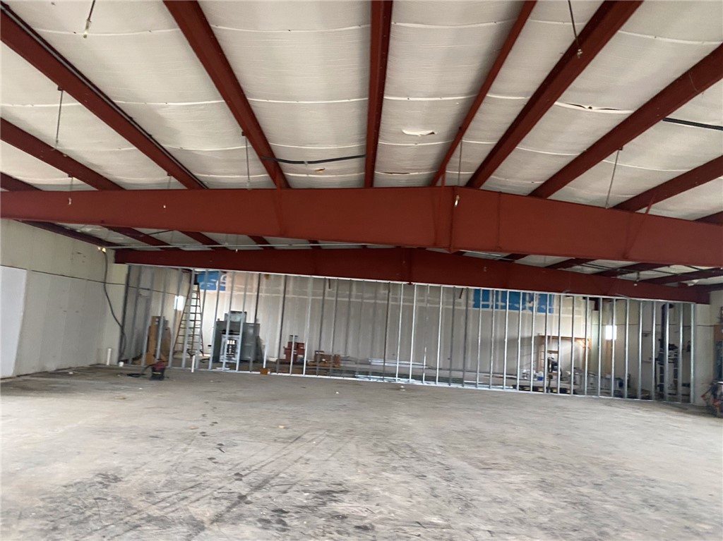 JACOBS SUB-ROGERS - Commercial Lease