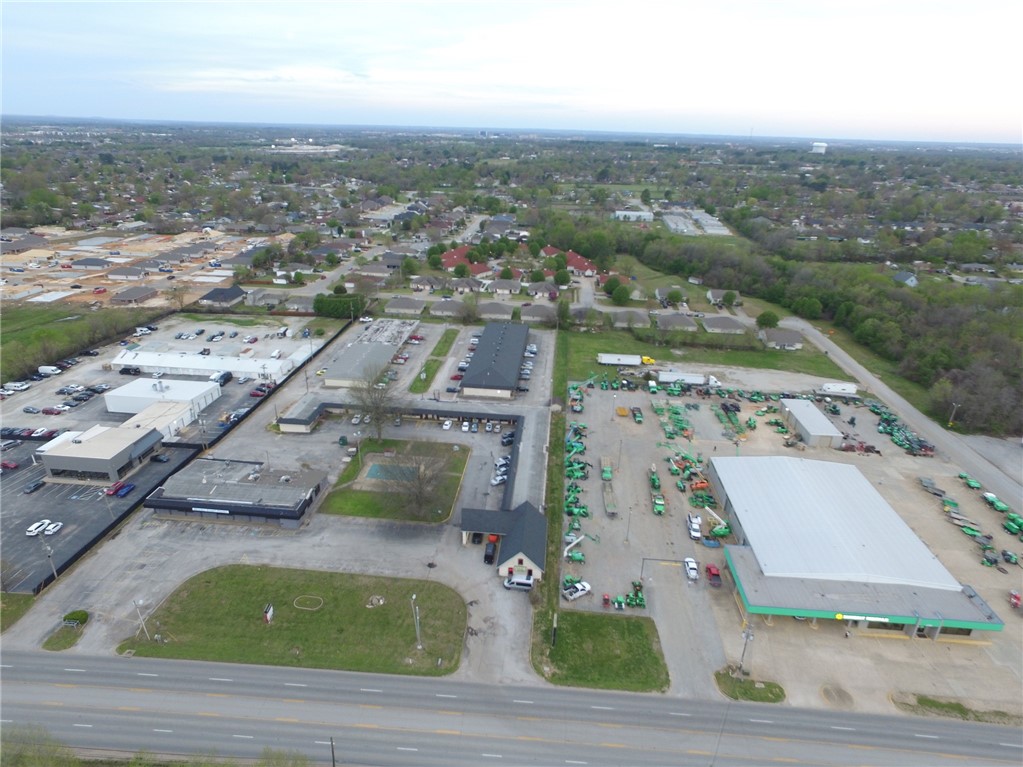 JACOBS SUB-ROGERS - Commercial Lease