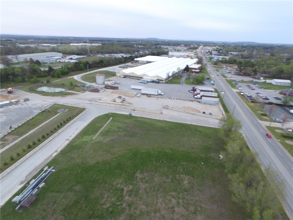 JACOBS SUB-ROGERS - Commercial Lease