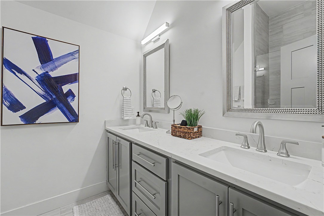 Hill Ave Twnhms Hpr - Residential