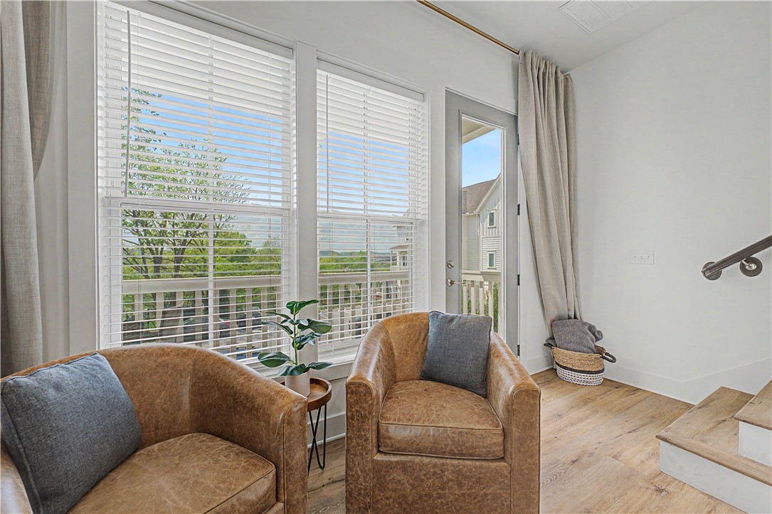 Hill Ave Twnhms Hpr - Residential