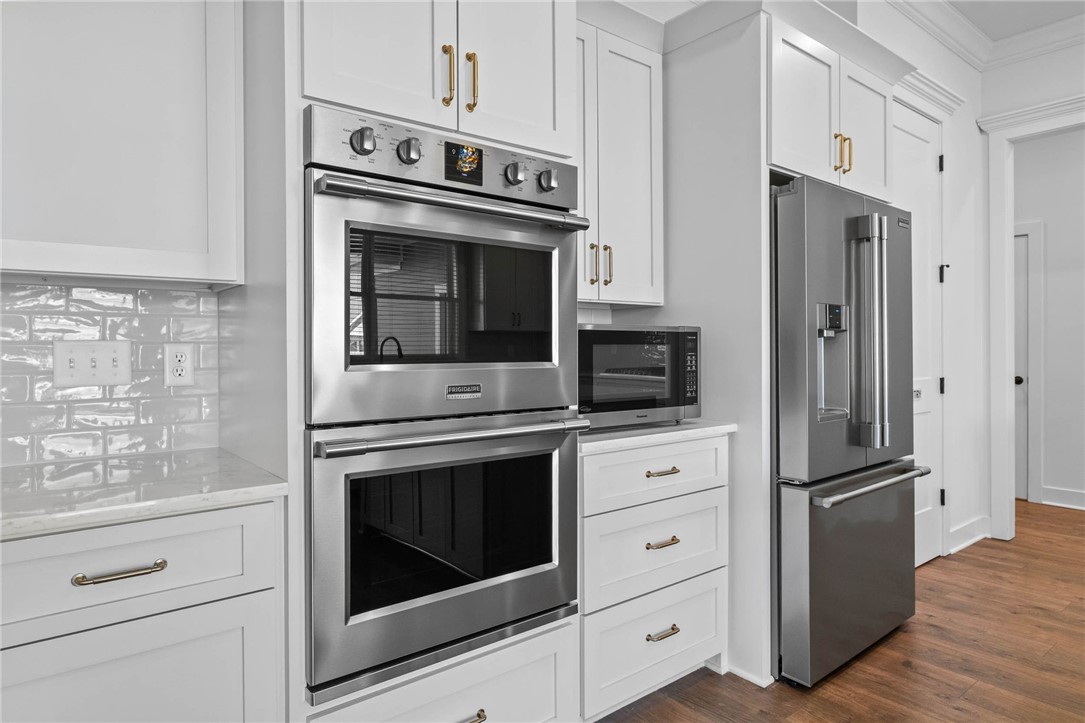 Cobble Creek - Residential