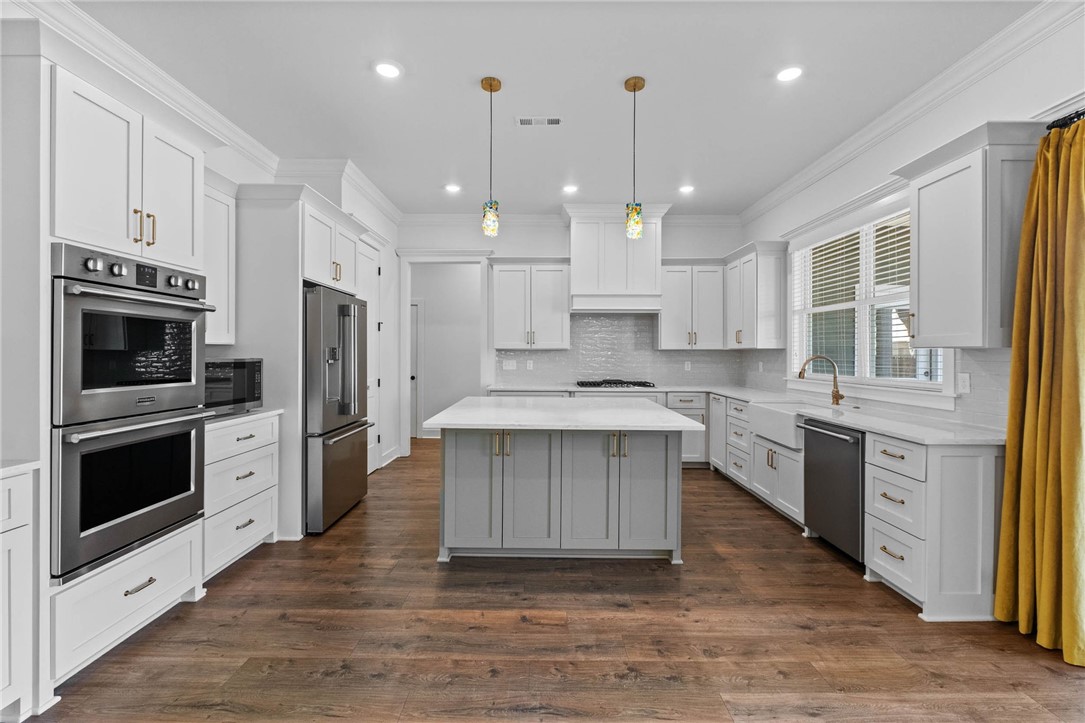 Cobble Creek - Residential