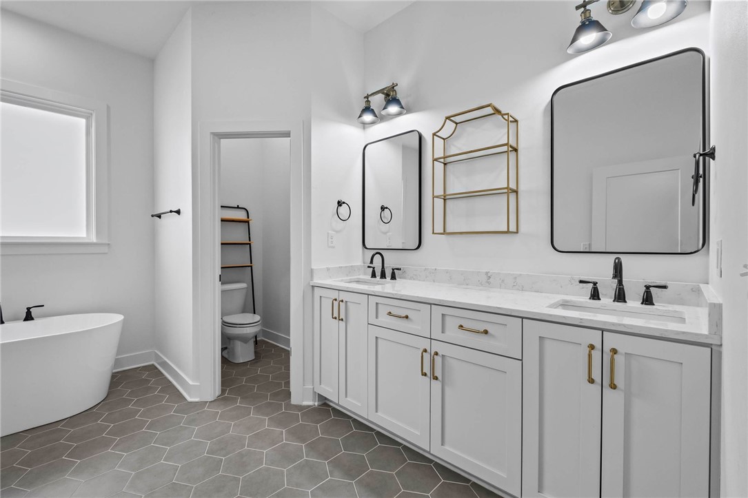 Cobble Creek - Residential