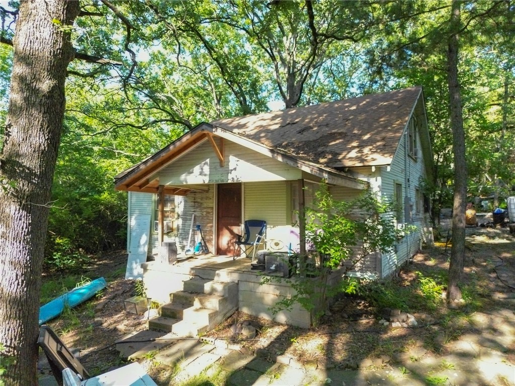 Beauty is in the eye of the beholder, and if cash flow is beautiful to you check this out! This one's all about the income potential, and this property is already performing! This home is currently bringing in $200 per week! But wait, there's more! There are 4 other listings on this street with an annual rental revenue from seven unitsāfive older trailers and two homes. The current owner occupies one home, with a family member in another, but both could be added to the rental pool. These structures are in rough shape and likely won't qualify for traditional financing, but for the right buyer, there's real upside here. Whether you're looking for cash flow, land value, or future redevelopment, the numbers tell the story.