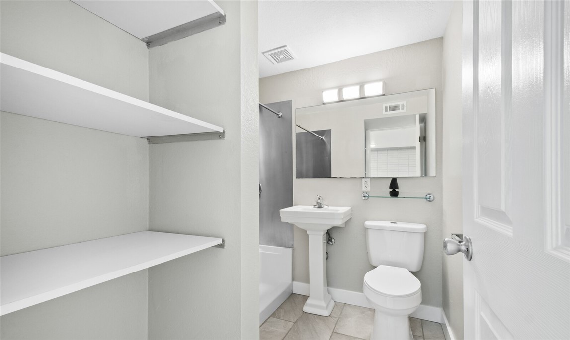 Putmans Add - Residential Lease