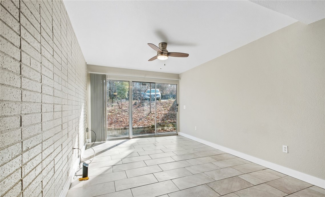 Putmans Add - Residential Lease