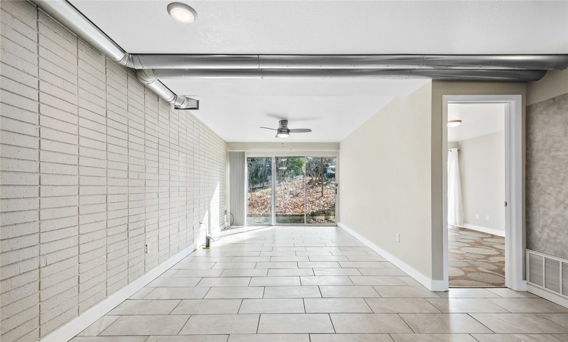 Putmans Add - Residential Lease