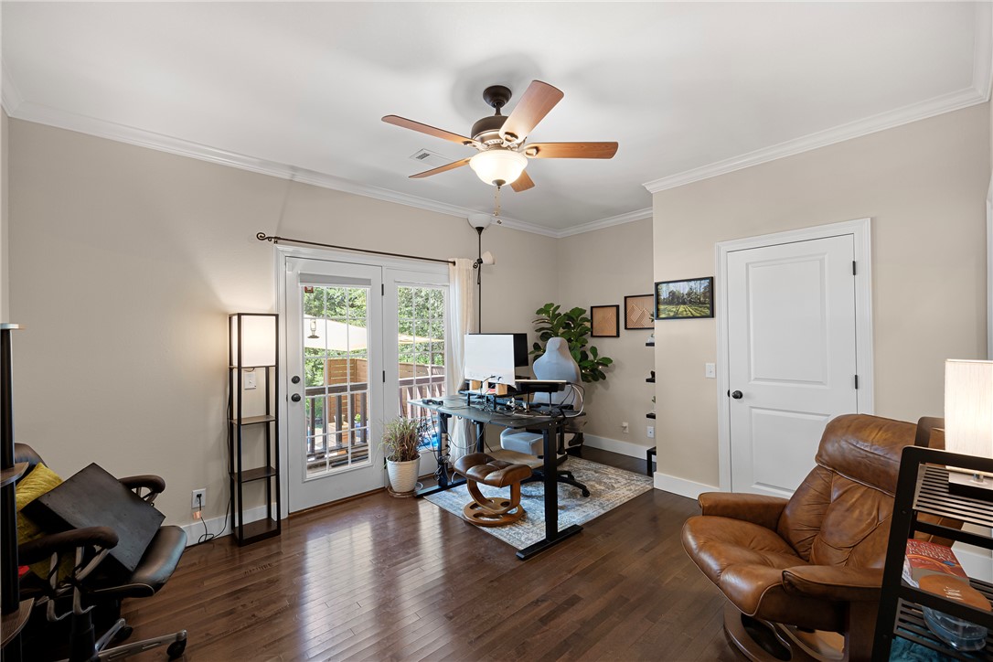 ROCK WALL HEIGHTS - Residential