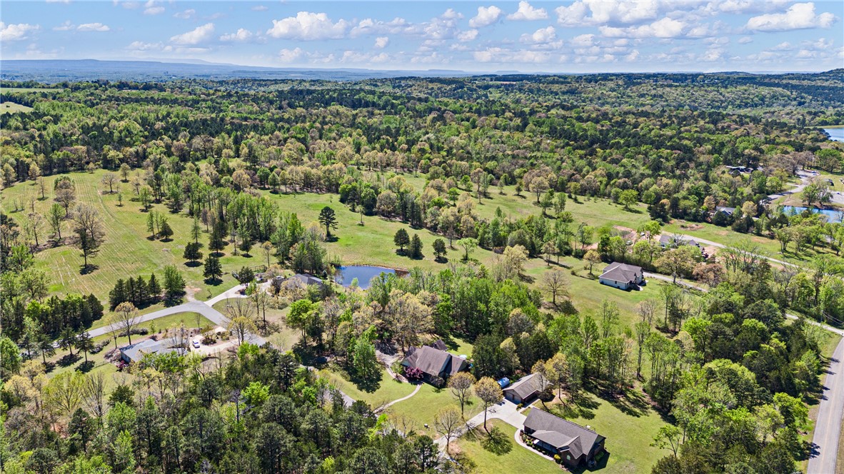 ROCK WALL HEIGHTS - Residential