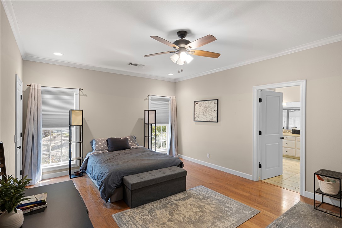 ROCK WALL HEIGHTS - Residential