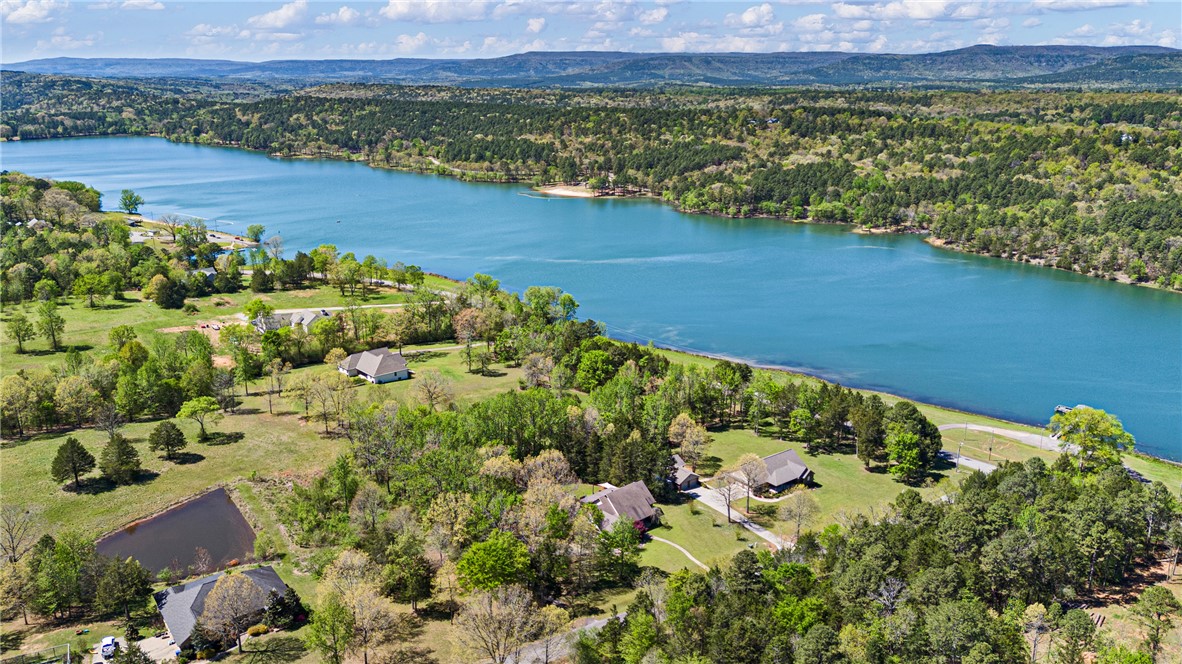 ROCK WALL HEIGHTS - Residential