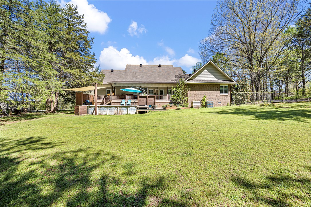 ROCK WALL HEIGHTS - Residential