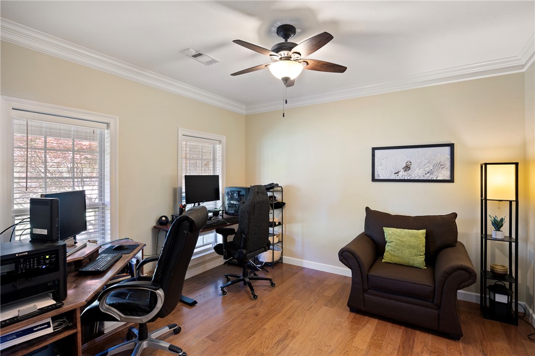 ROCK WALL HEIGHTS - Residential