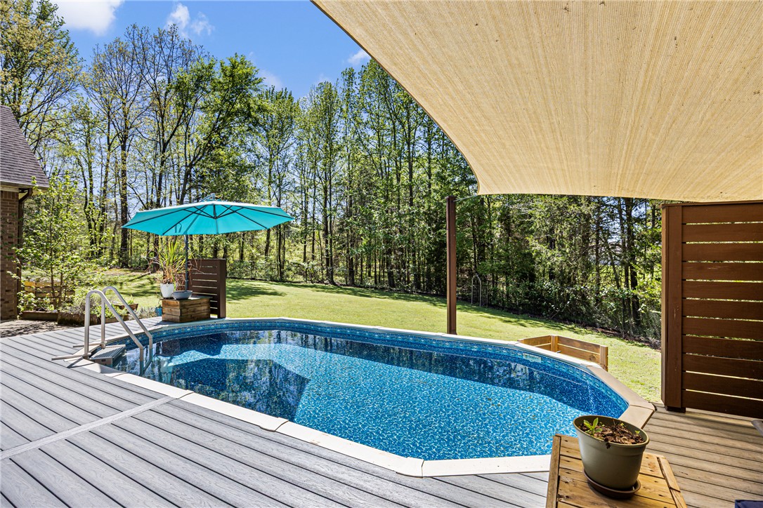 ROCK WALL HEIGHTS - Residential