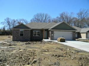 NEW CONSTRUCTION is Sunrise Estates. This beautiful 3 bedroom 2 full bath home features 9' tall ceilings, granite kitchen counters, back splash, vinyl plank flooring, and beautiful trim work. Come see! (Includes 1 year builder's warranty)